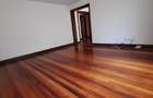 5 Bed Townhouse with En Suite in Lavington - 7