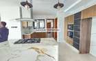 3 Bed Apartment with En Suite in Riverside - 1