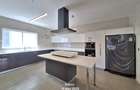 2 Bed Apartment with En Suite at Riverside Drive - 11