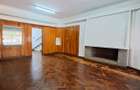 300 m² Commercial Property with Service Charge Included in Westlands Area - 10