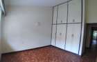 4 Bed Townhouse with En Suite in Westlands Area - 11