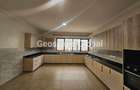 5 Bed House with En Suite in Kyuna - 6