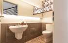 4 Bed Apartment with En Suite in Riverside - 9