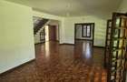 4 Bed Townhouse with Swimming Pool at Neem Road - 13