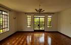 4 Bed Townhouse with En Suite in Lavington - 10