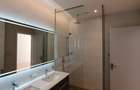 5 Bed Townhouse with En Suite in Kyuna - 14