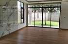 5 Bed Townhouse with En Suite in Lavington - 7