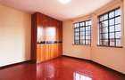 2 Bed Apartment with En Suite at Hendred Avenue - 1