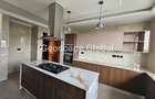 4 Bed Apartment with En Suite in Riverside - 5