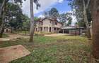 5 Bed House with En Suite in Runda - 16