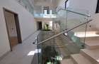 5 Bed House with En Suite in Brookside - 10