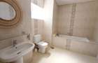 4 Bed House with En Suite in Runda - 9