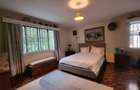5 Bed House with En Suite in Lavington - 13
