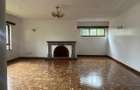 4 Bed Townhouse with En Suite in Brookside - 2