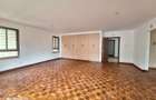 5 Bed Townhouse with En Suite at Lavington - 9