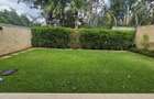 5 Bed House with En Suite in Spring Valley - 1