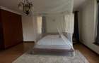 5 Bed Townhouse with En Suite in Lavington - 12