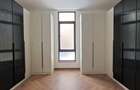 5 Bed House with En Suite in Lavington - 8