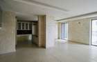4 Bed Apartment with En Suite at 2026-510 - 6