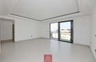 3 Bed Apartment with En Suite at Brookside Drive - 6