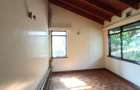 4 Bed House with En Suite in Runda - 10