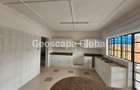 5 Bed Townhouse with En Suite in Spring Valley - 11