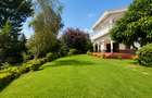 Commercial Property with Parking in Gigiri - 11