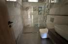 3 Bed Apartment with En Suite at Parklands - 8
