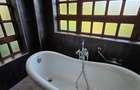 3 Bed House with En Suite in Nyari - 9