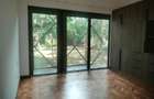 4 Bed House with En Suite at Hill View - 12