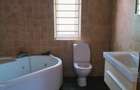 4 Bed Villa with En Suite in Rosslyn - 15
