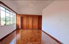 4 Bed Townhouse with En Suite in Spring Valley - 8