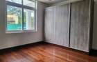 5 Bed House with En Suite in Runda - 7