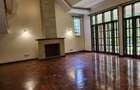 5 Bed Villa with En Suite at Lonetree - 11