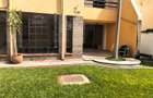 5 Bed House with En Suite in Lavington - 35