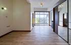 5 Bed Apartment in Spring Valley - 8