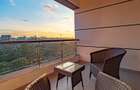 Serviced 2 Bed Apartment with Parking in Riverside - 13