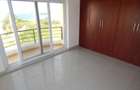 3 Bed Apartment with En Suite at Greenwood Dr - 6