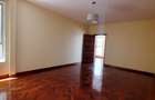 5 Bed Townhouse with En Suite at Lavington - 2