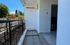 Serviced Studio Apartment with En Suite at Beach Road - 5