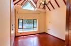 5 Bed Townhouse with En Suite in Lavington - 7
