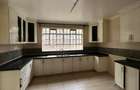 4 Bed Townhouse with En Suite in Lavington - 10