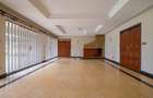 5 Bed House with En Suite in Runda - 2