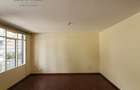 1 Bed Apartment with En Suite at Kilimani - 9