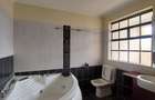 5 Bed Townhouse with En Suite in Lavington - 6