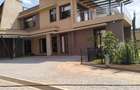 4 Bed Townhouse with En Suite in Runda - 2