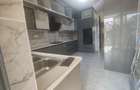 4 Bed Apartment with En Suite in Parklands - 11
