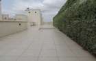 Serviced 3 Bed Apartment with En Suite at Rosewood Avenue - 15
