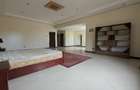 4 Bed House with En Suite at Kaunda Avenue - 13