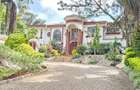 5 Bed House with En Suite in Nyari - 2